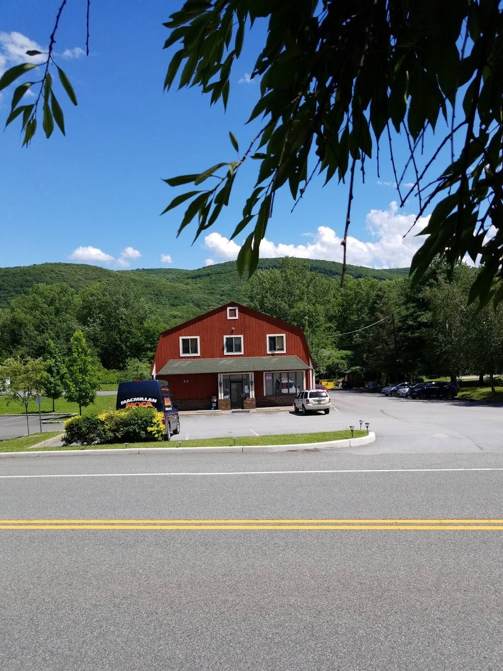 Pizza Pros | restaurant | 42 NJ-94, Vernon Township, NJ 07462, USA | 9732098186 OR +1 973-209-8186