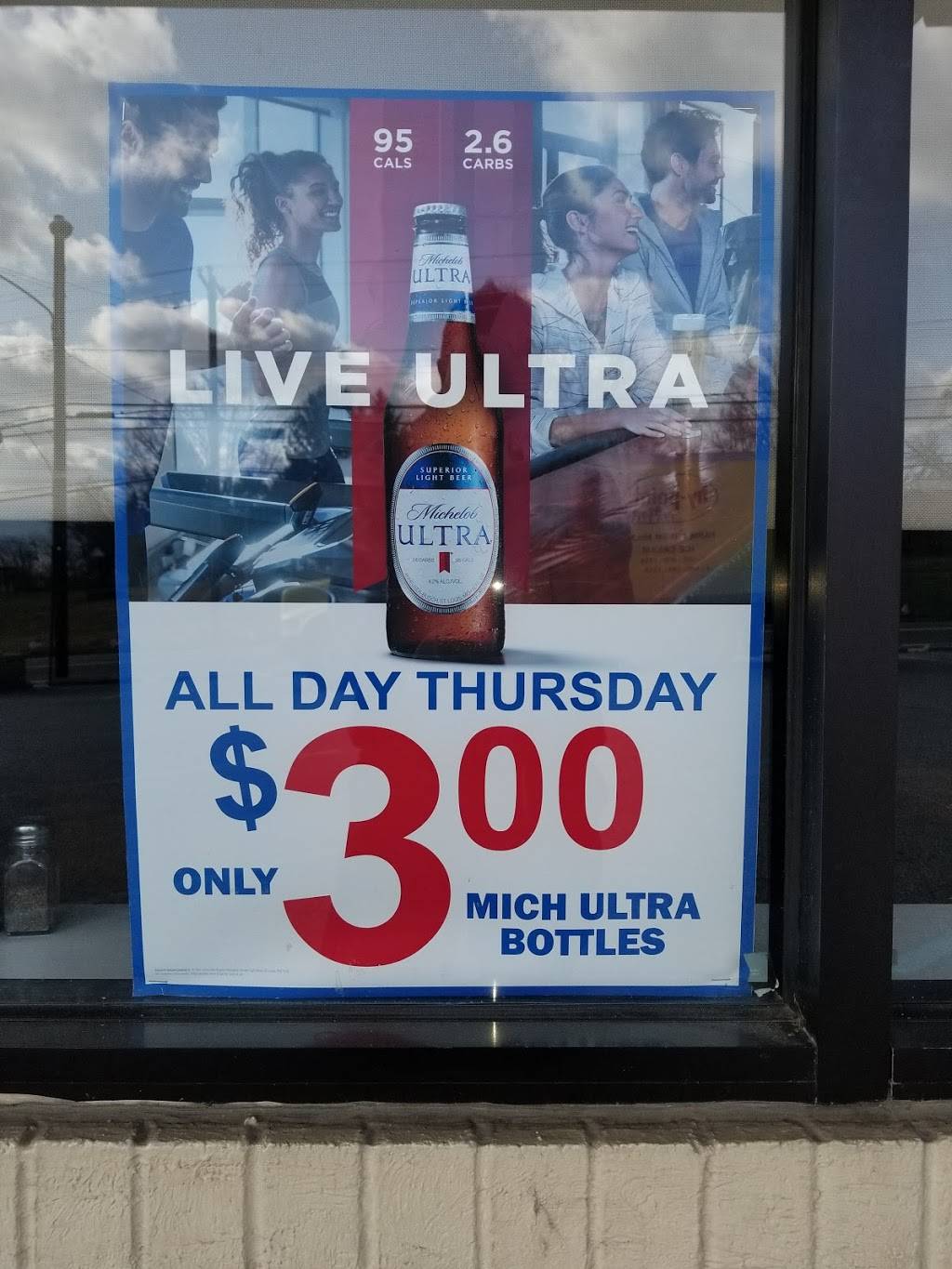 Toms Pizza Place | restaurant | 3223 Concord Rd, Aston, PA 19014, USA | 6104975775 OR +1 610-497-5775