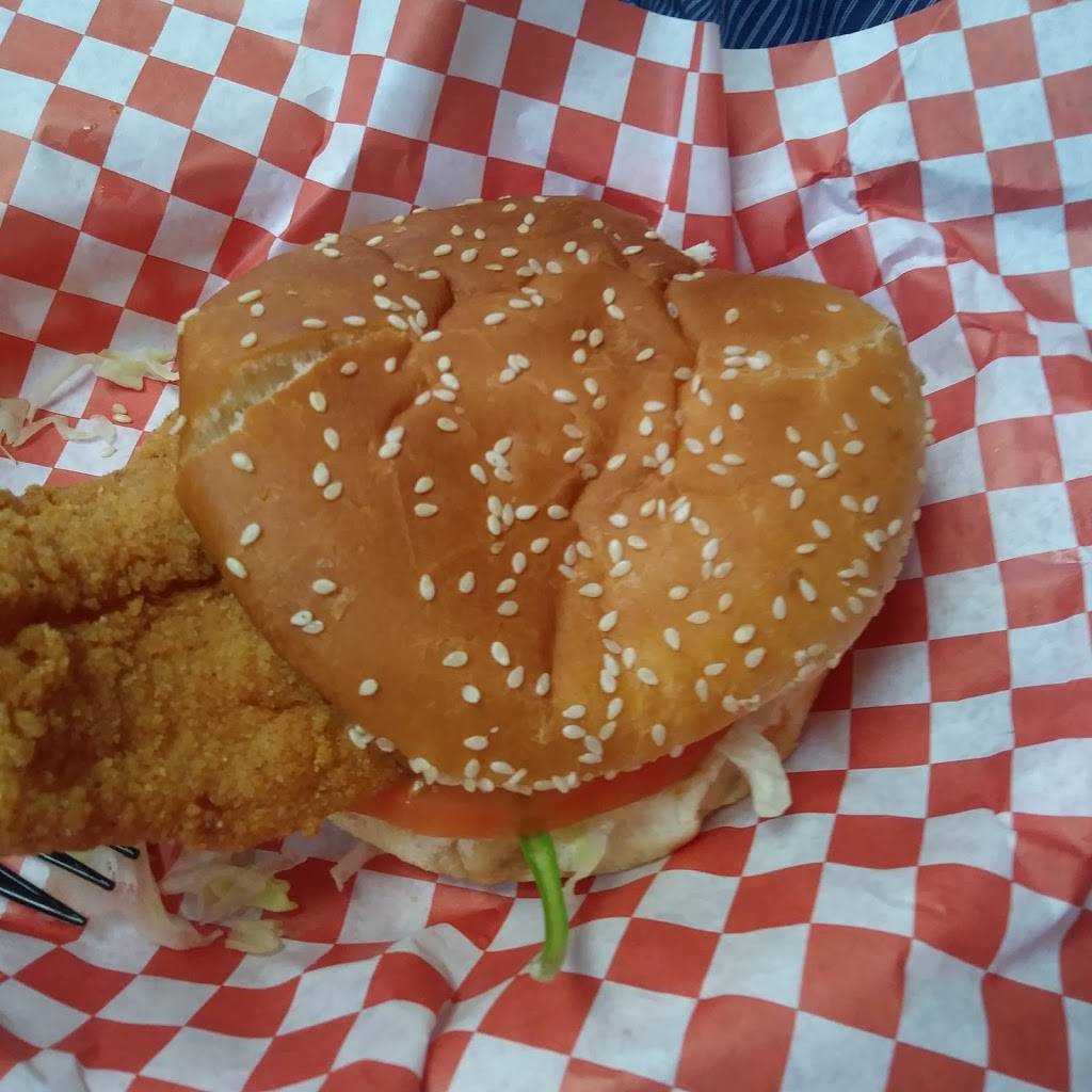 The fish house and grill | restaurant | Elizabethtown, KY 42701, USA | 2705063849 OR +1 270-506-3849