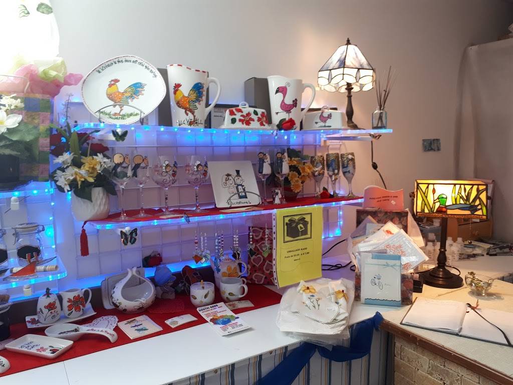 Restaurant La maison bleue | restaurant | 2441 Chemin des Îles, Entrelacs, QC J0T 2E0, Canada | 4502288611 OR +1 450-228-8611