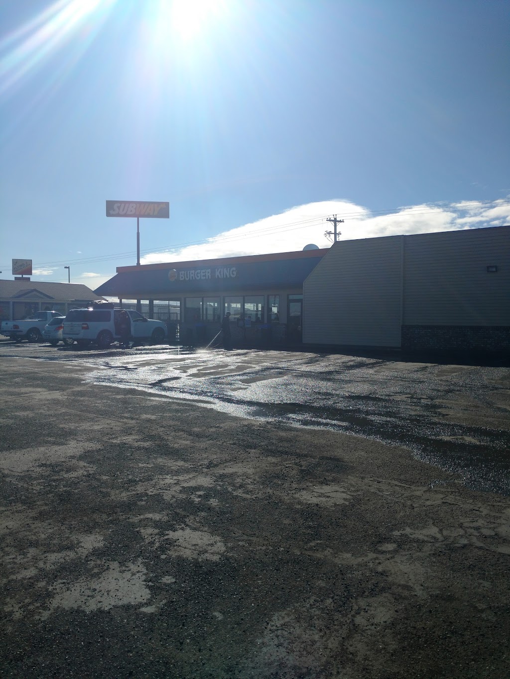 Burger King | restaurant | 2205 E Hillsboro St, Pasco, WA 99301, USA | 5095475528 OR +1 509-547-5528