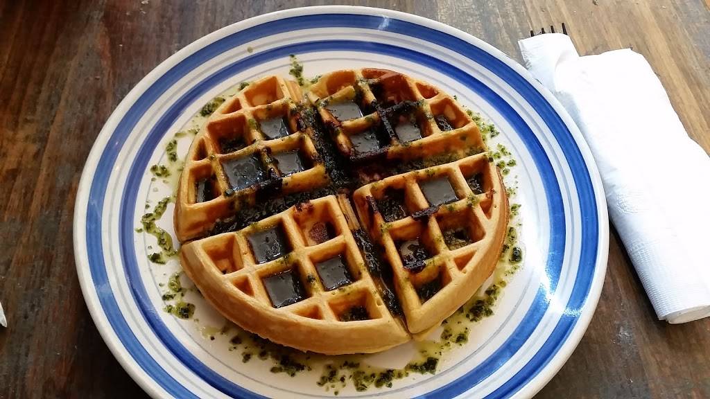 Urban Vintage | cafe | 294 Grand Ave, Brooklyn, NY 11238, USA | 7187836045 OR +1 718-783-6045