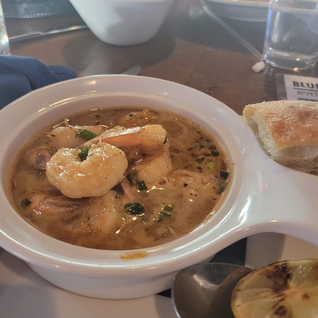 Blue 22 Sports Grill | restaurant | 2230 TX-114 Suite 500, Trophy Club, TX 76262, USA | 6823059656 OR +1 682-305-9656