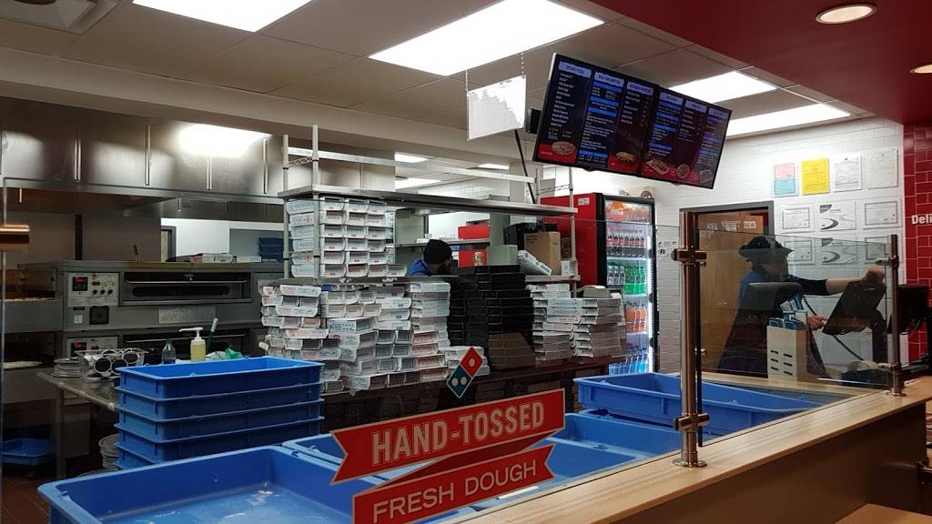 Dominos Pizza | meal delivery | 570 Broadway, Revere, MA 02151, USA | 7812891020 OR +1 781-289-1020