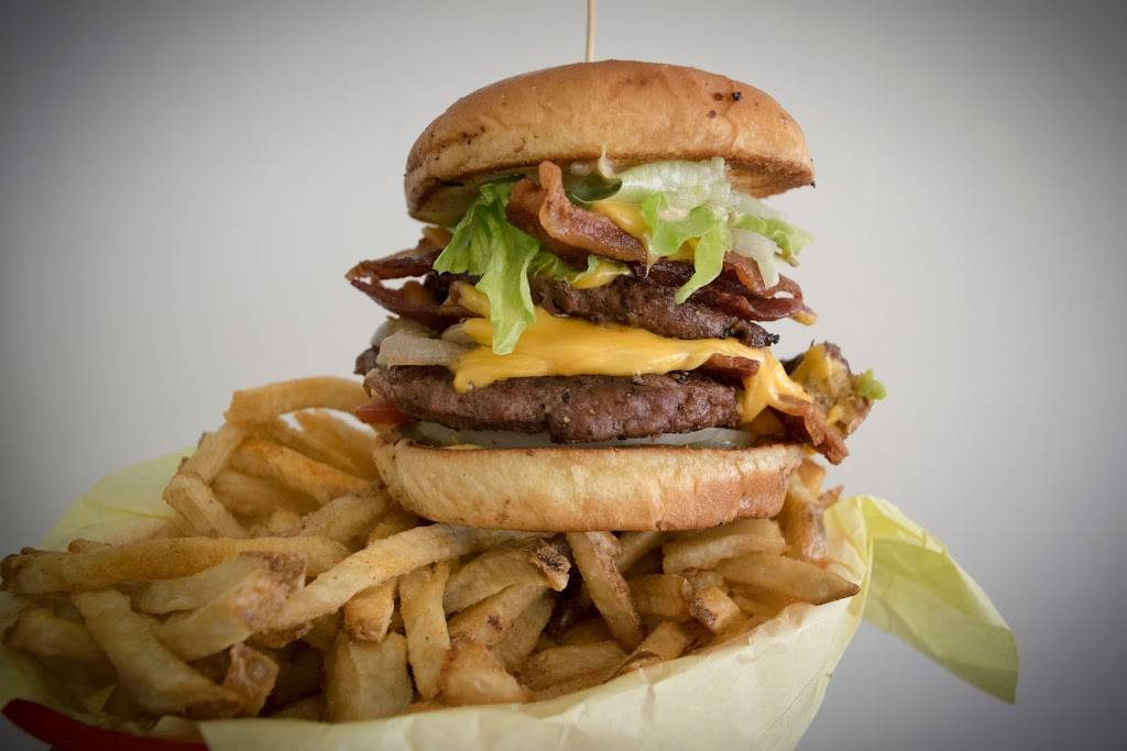 Cedar Glen Malt Shop | restaurant | 29125 Hook Creek Rd, Cedar Glen, CA 92321, USA | 9094851926 OR +1 909-485-1926