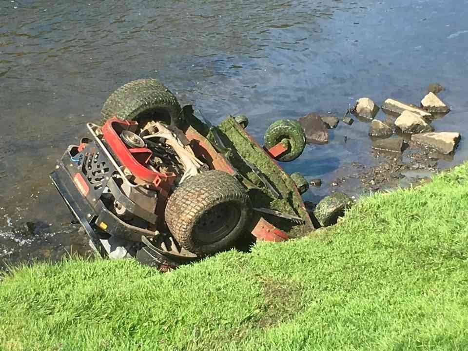 Burger Hut | restaurant | 745 N Union Ave, Alliance, OH 44601, USA | 3308234099 OR +1 330-823-4099