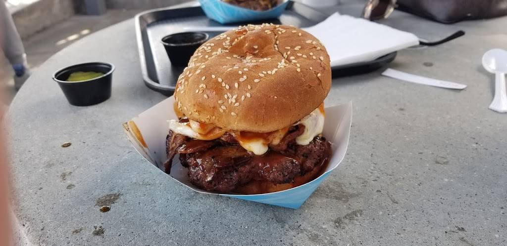 Pittys BBQ | restaurant | 240 N L St, Tulare, CA 93274, USA | 5593341441 OR +1 559-334-1441