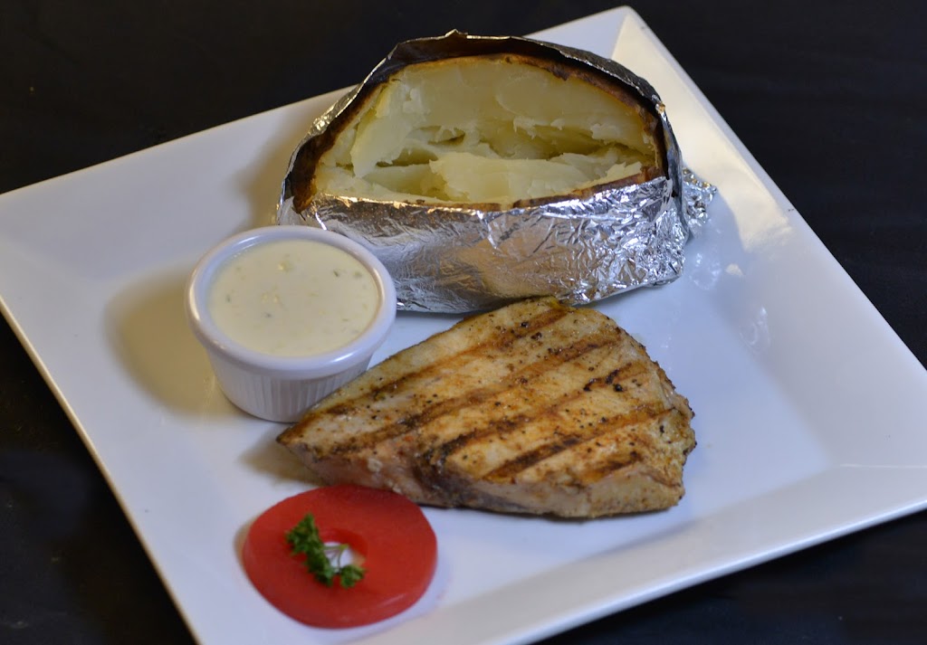 Cripple Creek Steakhouse | restaurant | 5667 US-90, Del Rio, TX 78840, USA | 8307750153 OR +1 830-775-0153