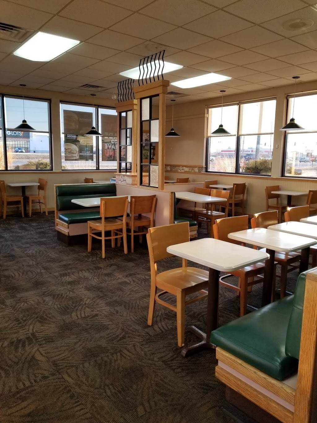 Wendys | restaurant | 3310 E Lincoln Hwy, Merrillville, IN 46410, USA | 2199426344 OR +1 219-942-6344