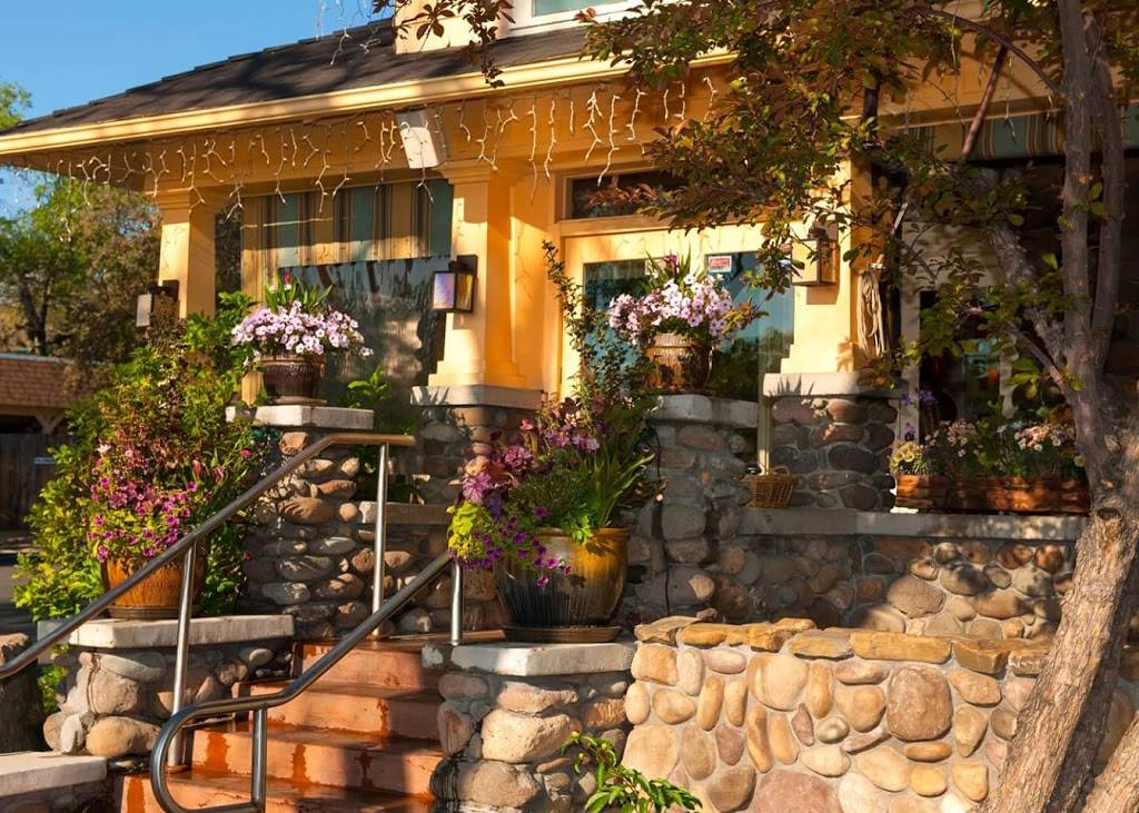 The Stone House Cafe | restaurant | 1907 S Arlington Ave, Reno, NV 89509, USA | 7752843895 OR +1 775-284-3895