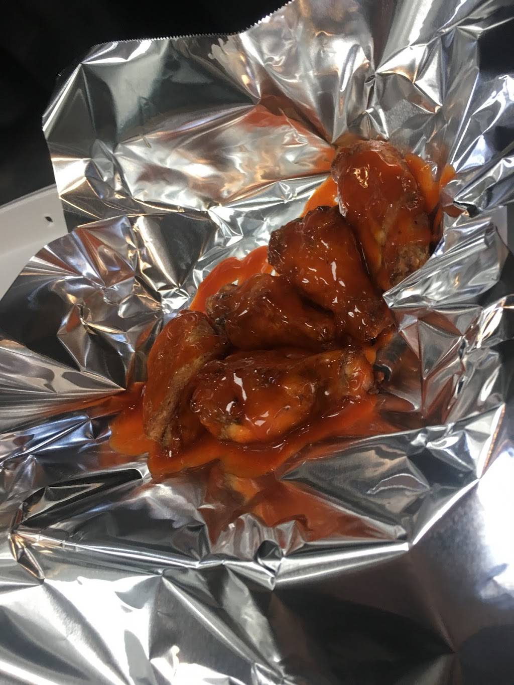 2 Guys Pizza of Carbondale | restaurant | 715 N Giant City Rd #8, Carbondale, IL 62901, USA | 6185292020 OR +1 618-529-2020