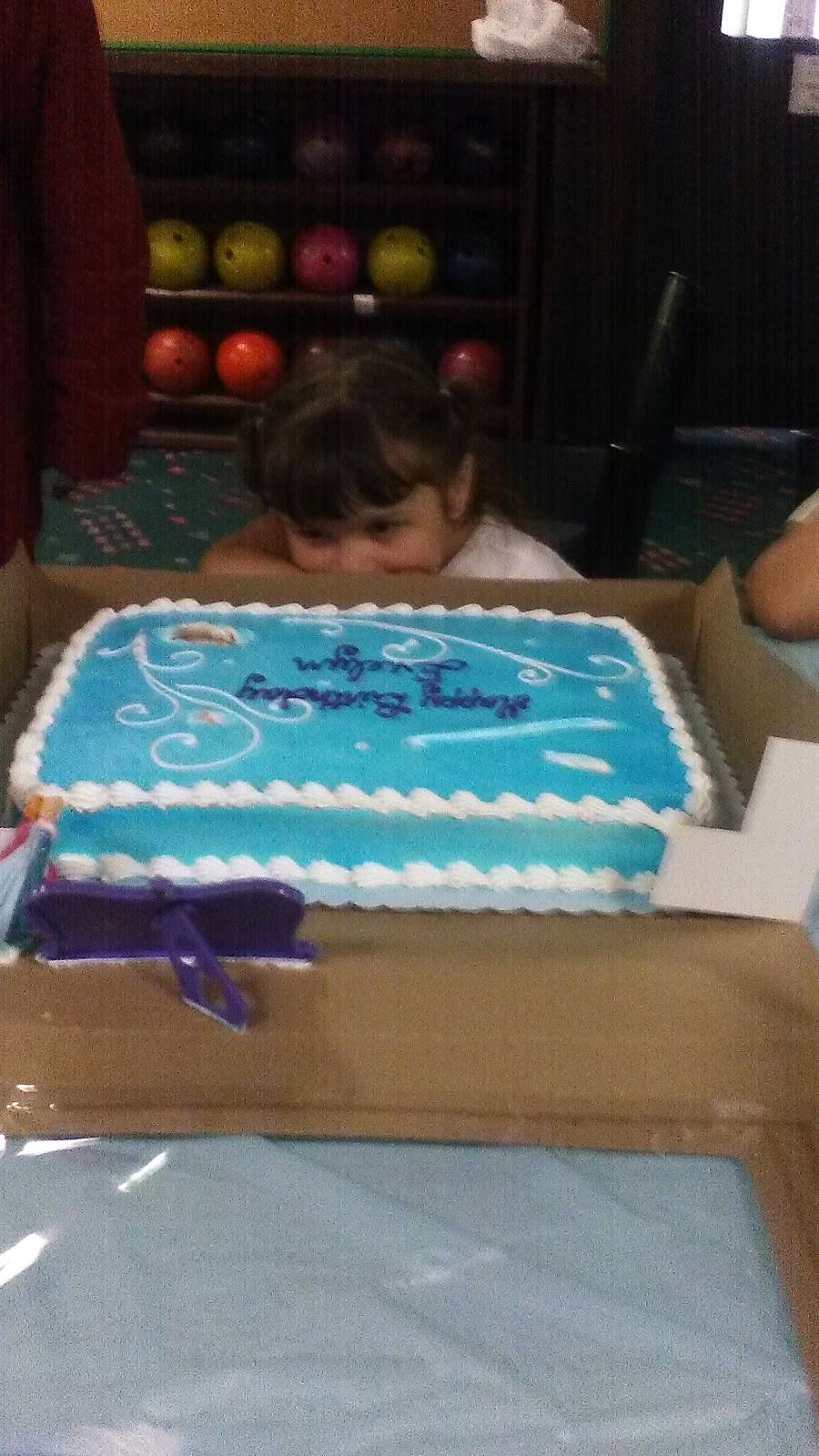 Old Settlers Bowling Center | restaurant | 1500 15th Ave, Union Grove, WI 53182, USA | 2628783709 OR +1 262-878-3709