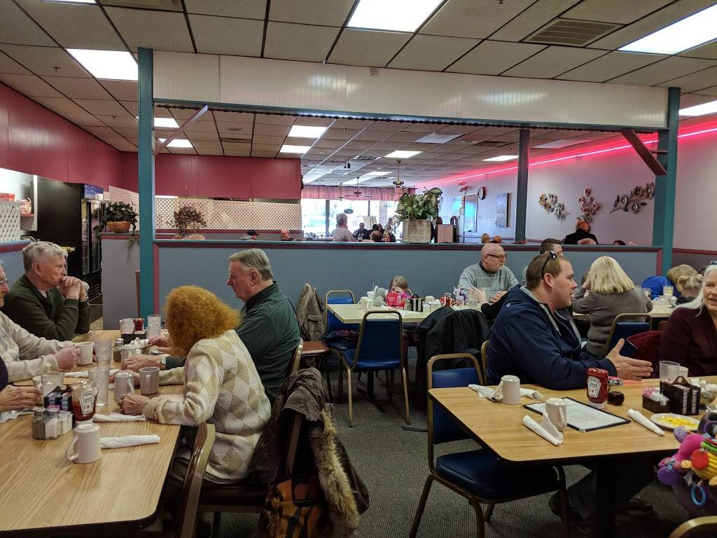 Janes Family Restaurant | restaurant | 5386 Fulton Dr NW, Canton, OH 44718, USA | 3303059679 OR +1 330-305-9679