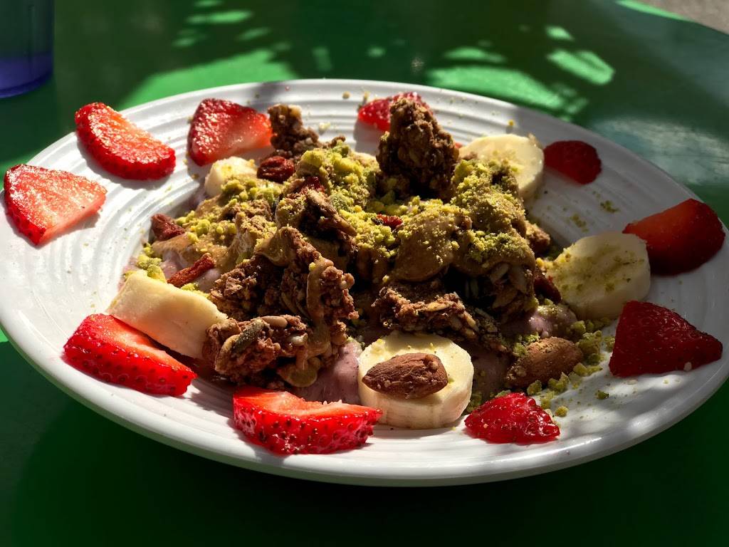 Ezras Enlightened Cafe | restaurant | 6516 Ferguson St, Indianapolis, IN 46220, USA | 3172553972 OR +1 317-255-3972