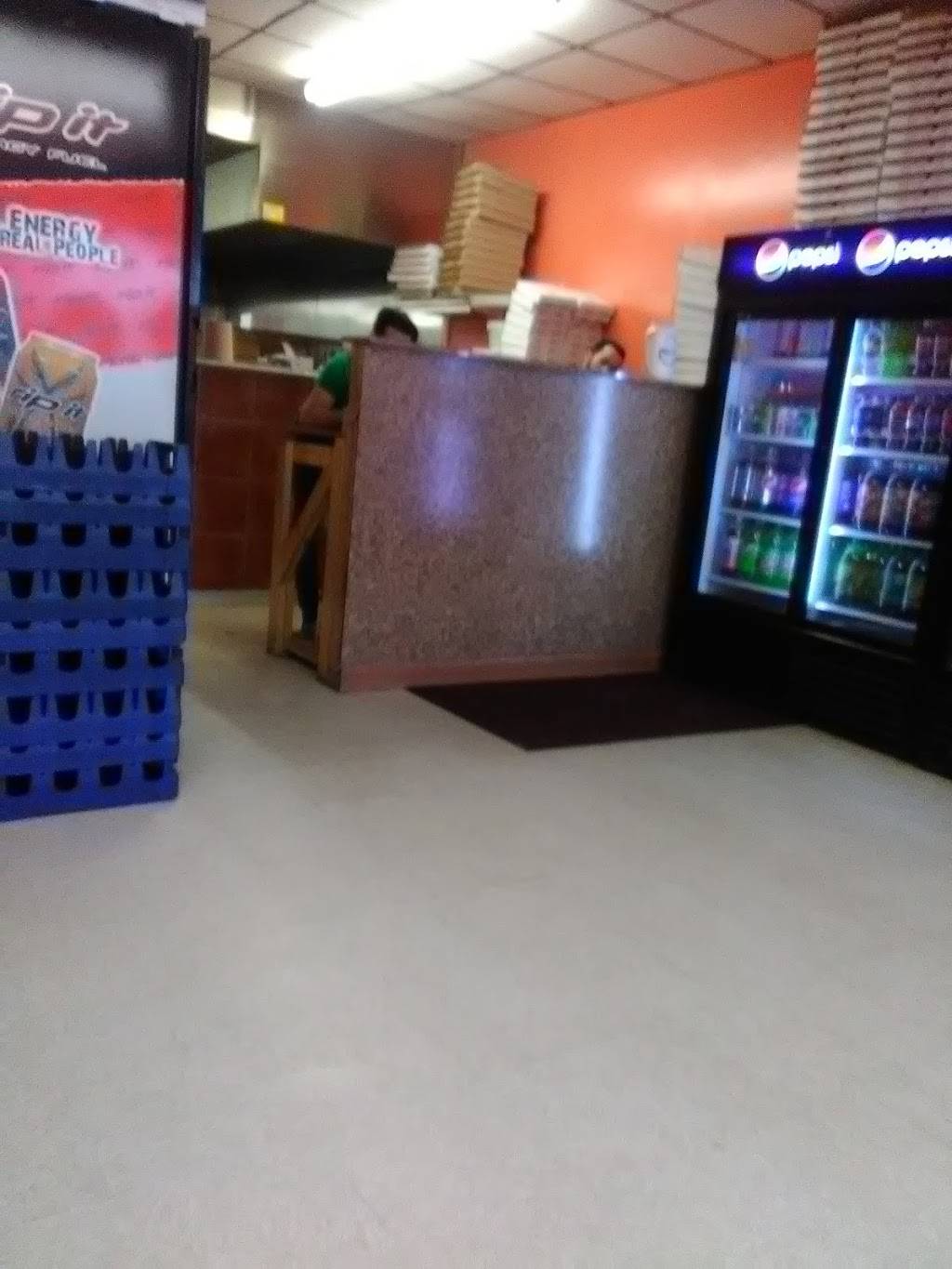 Gavinos Pizzeria | restaurant | 528 Chartiers Ave, McKees Rocks, PA 15136, USA | 4123313700 OR +1 412-331-3700