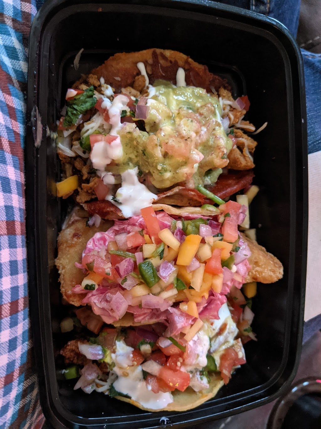 Que Onda Tacobar | restaurant | 112 Nut Tree Pkwy, Vacaville, CA 95687, USA | 7074463052 OR +1 707-446-3052