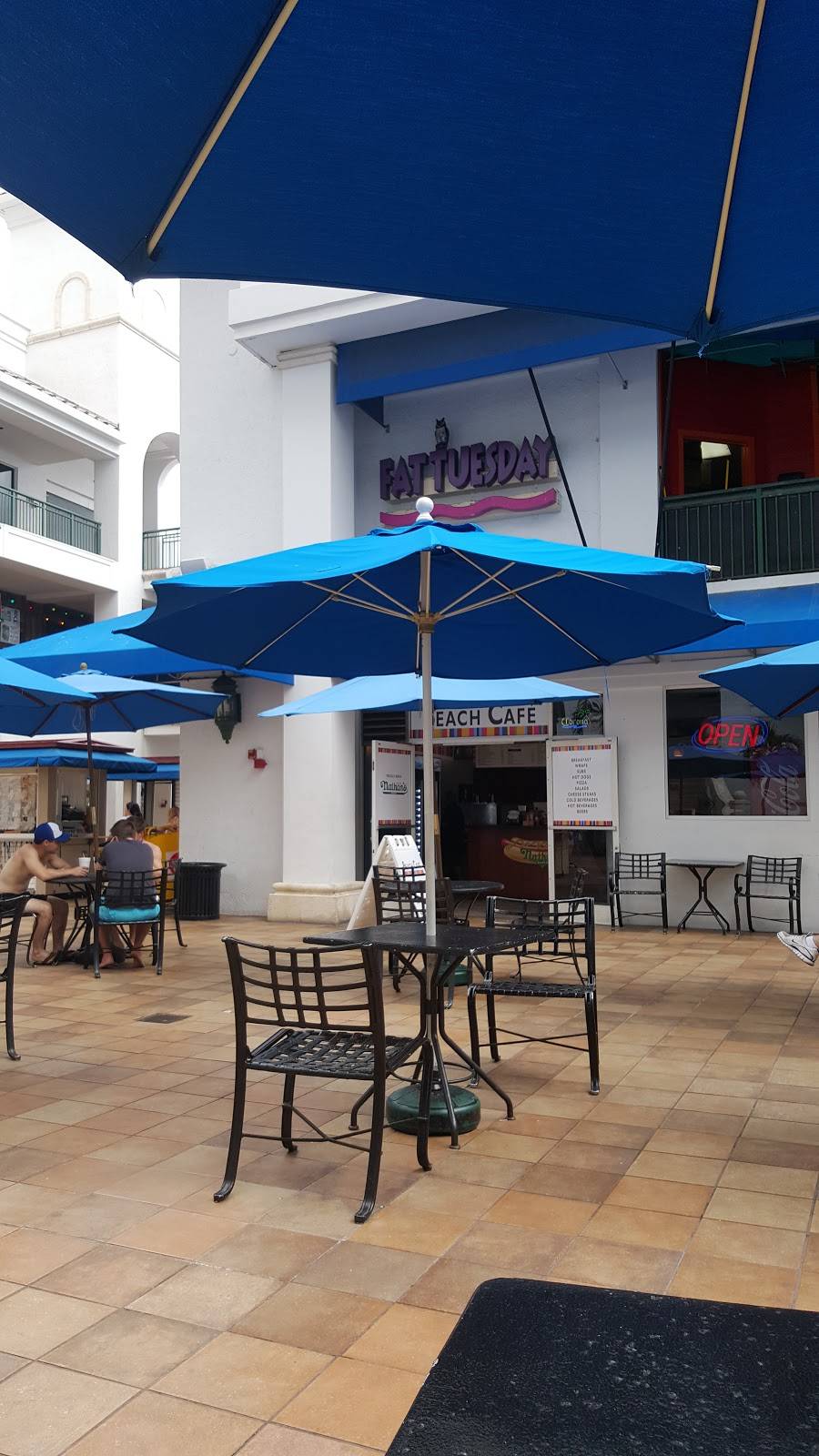 Beach Cafe | restaurant | 17 S Fort Lauderdale Beach Blvd, Fort Lauderdale, FL 33316, USA | 7543037333 OR +1 754-303-7333