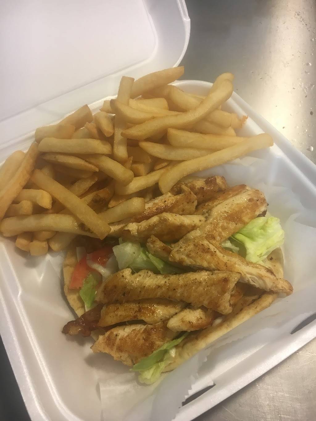 Gyro House | restaurant | 363 W River Rd N, Elyria, OH 44035, USA | 4403221011 OR +1 440-322-1011