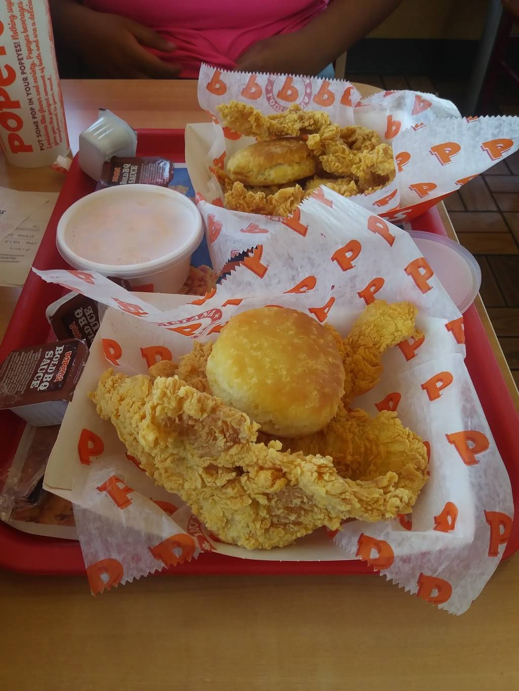 Popeyes Louisiana Kitchen | restaurant | 7229 Stockton Blvd, Sacramento, CA 95823, USA | 9163920701 OR +1 916-392-0701