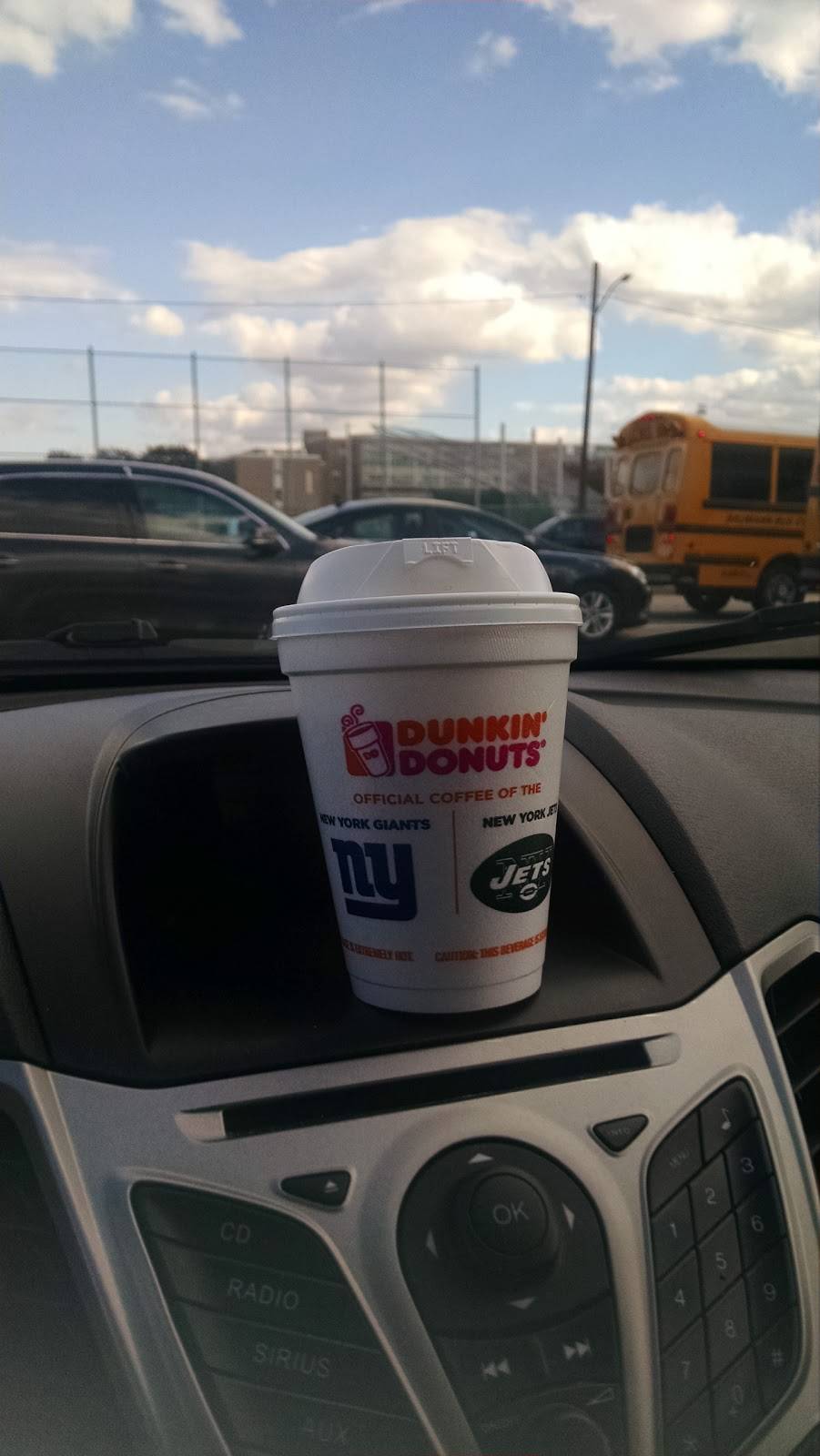 Dunkin Donuts | cafe | 420 Newbridge Rd, Hicksville, NY 11801, USA | 5169350088 OR +1 516-935-0088