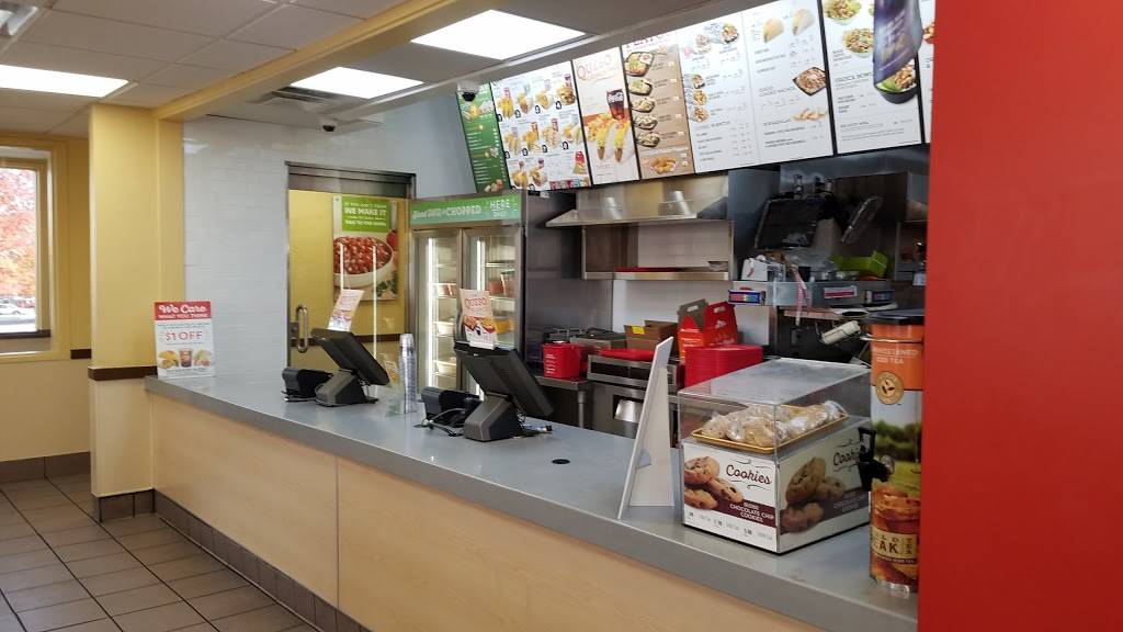 Del Taco | meal takeaway | 5890 S Virginia St, Reno, NV 89502, USA | 7758263369 OR +1 775-826-3369