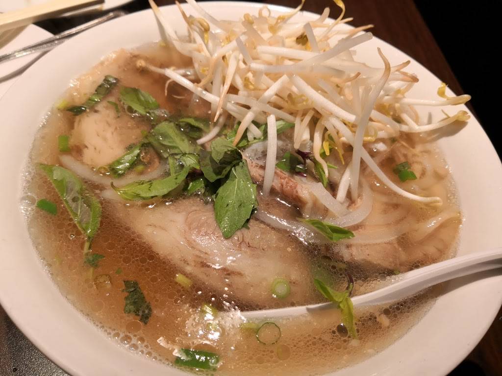 Ben Thanh | restaurant | 655 Fanshawe Park Rd W, London, ON N6G 5B4, Canada | 5194336346 OR +1 519-433-6346