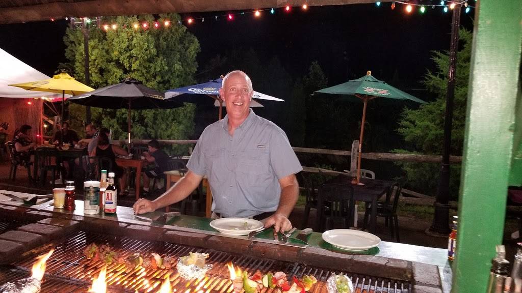 Tiki Bar At Spring Mountain | restaurant | 757 Spring Mt Rd, Schwenksville, PA 19473, USA | 6102873233 OR +1 610-287-3233