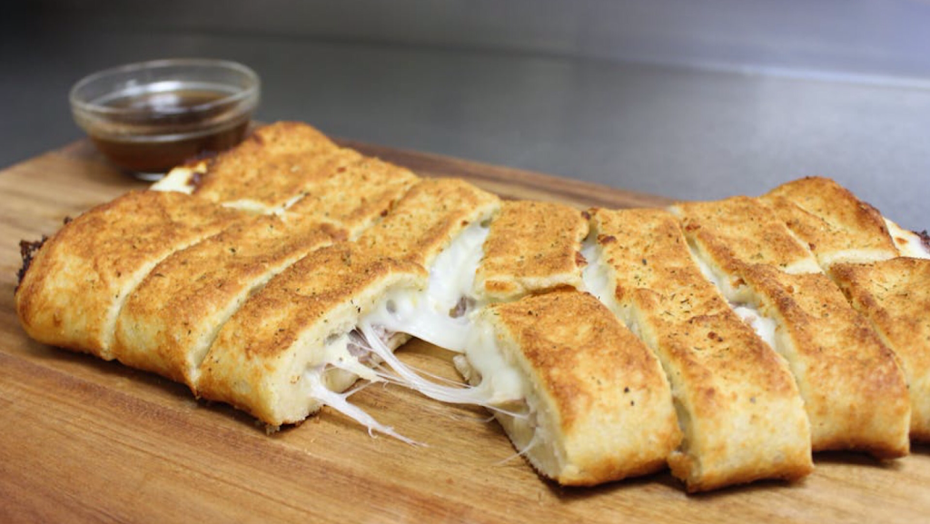 Pizzas By Marchelloni- Peru, Il | restaurant | 930 Shooting Park Rd, Peru, IL 61354, USA | 8152201564 OR +1 815-220-1564