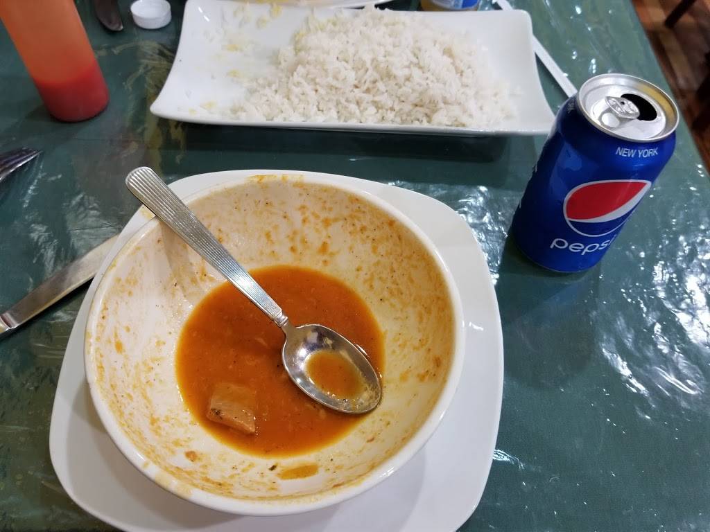 Tavares | restaurant | 96-10 Jamaica Ave, Woodhaven, NY 11421, USA | 7184410068 OR +1 718-441-0068