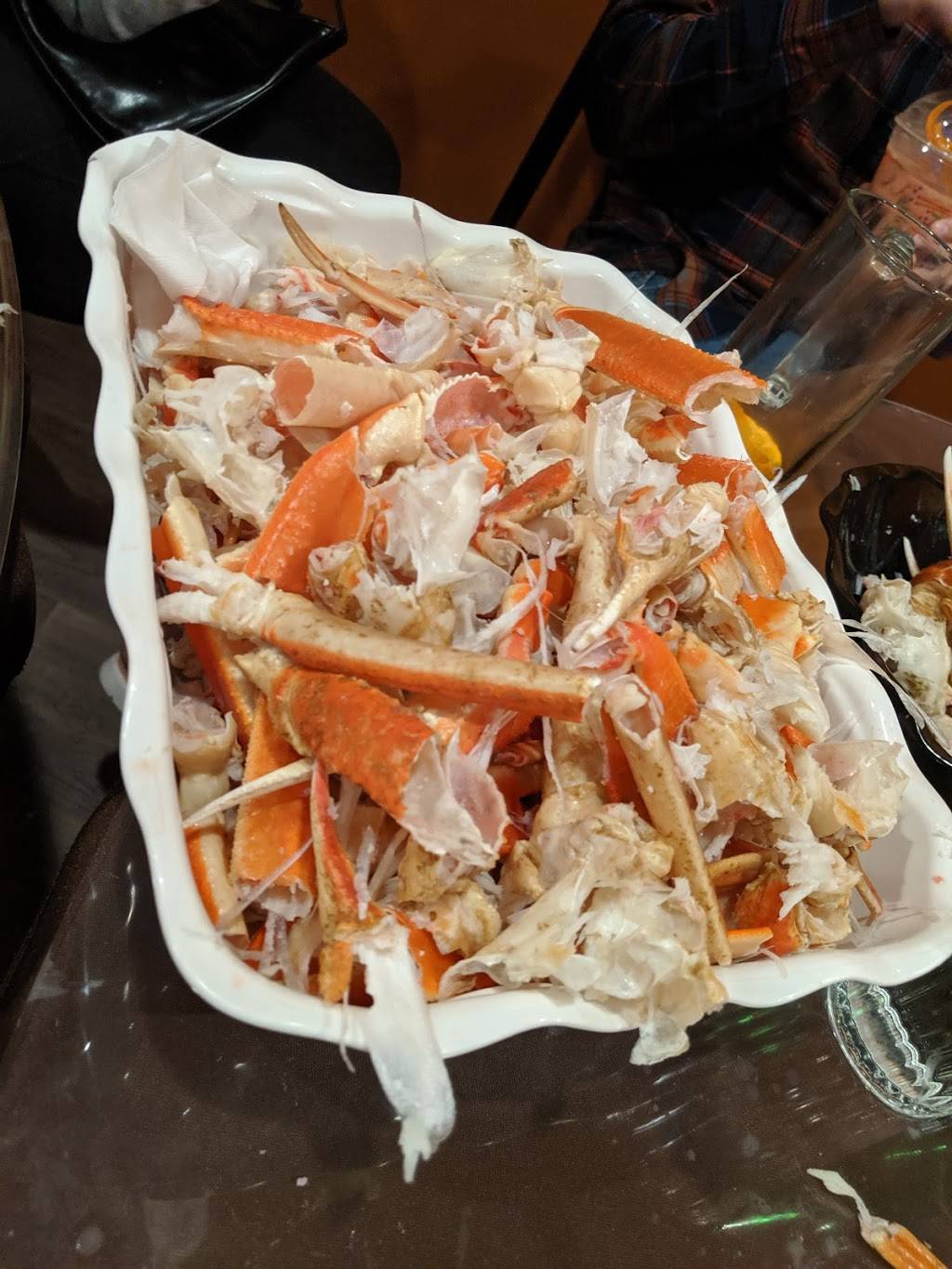 Cups and Cheers International Sports Bar Restaurant | restaurant | 1626 White Bear Ave, St Paul, MN 55106, USA | 6513308614 OR +1 651-330-8614