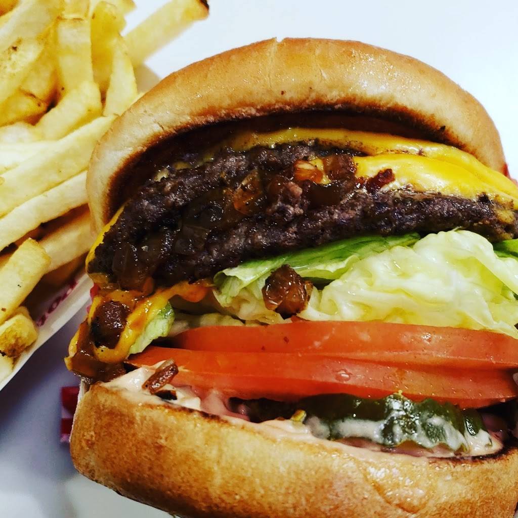 In-N-Out Burger | restaurant | 27380 La Paz Rd, Laguna Niguel, CA 92677, USA | 8007861000 OR +1 800-786-1000