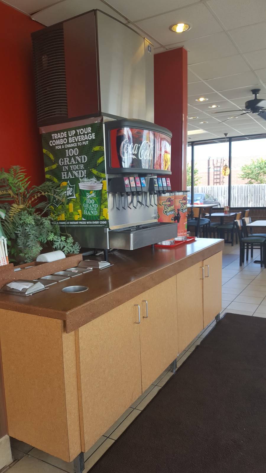 Popeyes Louisiana Kitchen | restaurant | 4023 Nolensville Pike, Nashville, TN 37211, USA | 6158334999 OR +1 615-833-4999