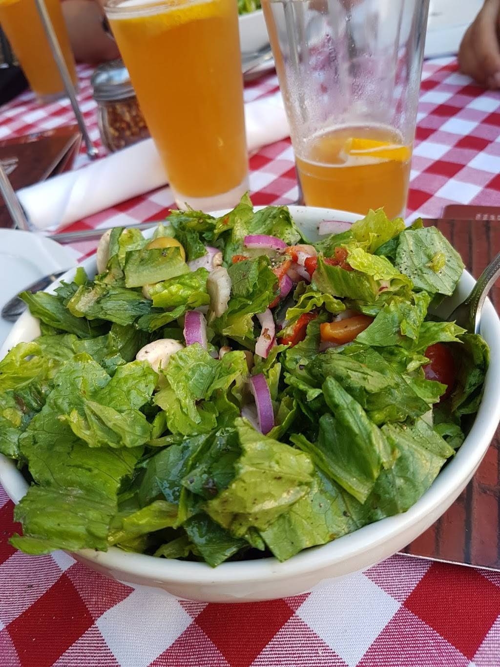 Grimaldis Pizzeria | restaurant | 3636 McKinney Ave, Dallas, TX 75204, USA | 2145594611 OR +1 214-559-4611