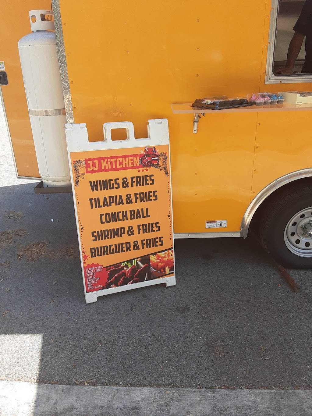 JJS Kitchen | restaurant | 12019 SW 215th St, Miami, FL 33177, USA | 7864429500 OR +1 786-442-9500