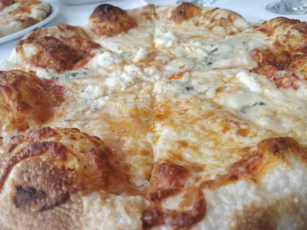 Riventino | restaurant | 7 8e Av, LaSalle, QC H8P 2M6, Canada | 5143660808 OR +1 514-366-0808