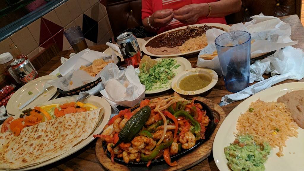 El Mercadito Mariachi Restaurant | restaurant | 3, 3425 E 1st St, Los Angeles, CA 90063, USA | 3232624507 OR +1 323-262-4507