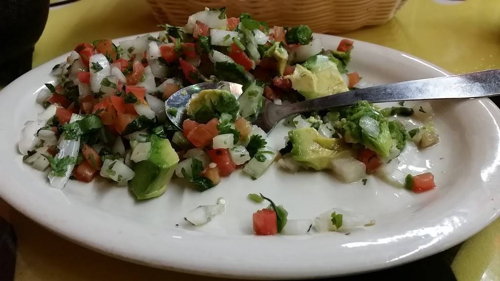 Old West Mexican Restaurant | restaurant | 4138 Fleur Dr #2324, Des Moines, IA 50321, USA | 5152852468 OR +1 515-285-2468