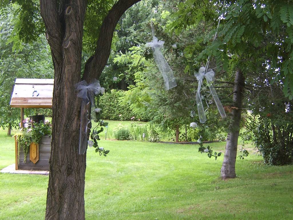 LImpératrice | restaurant | 135 Rue de lÉglise, Henryville, QC J0J 1E0, Canada | 4502999988 OR +1 450-299-9988