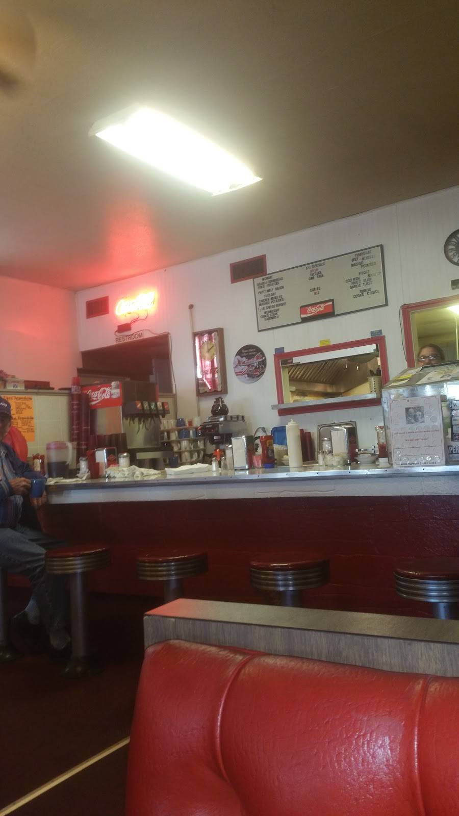Johns Diner | restaurant | 117 W Washington St, Alexandria, IN 46001, USA | 7657249188 OR +1 765-724-9188