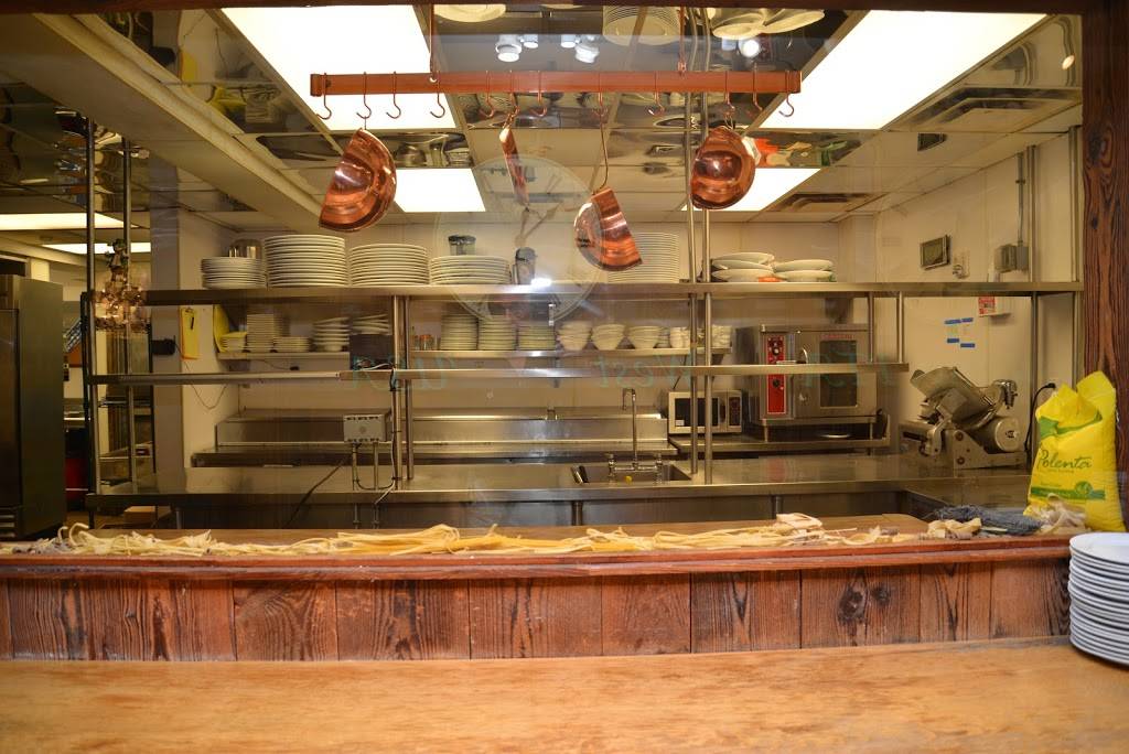 Positanos Restaurant | restaurant | 27 Powers Ct, Westport, CT 06880, USA | 2034544922 OR +1 203-454-4922