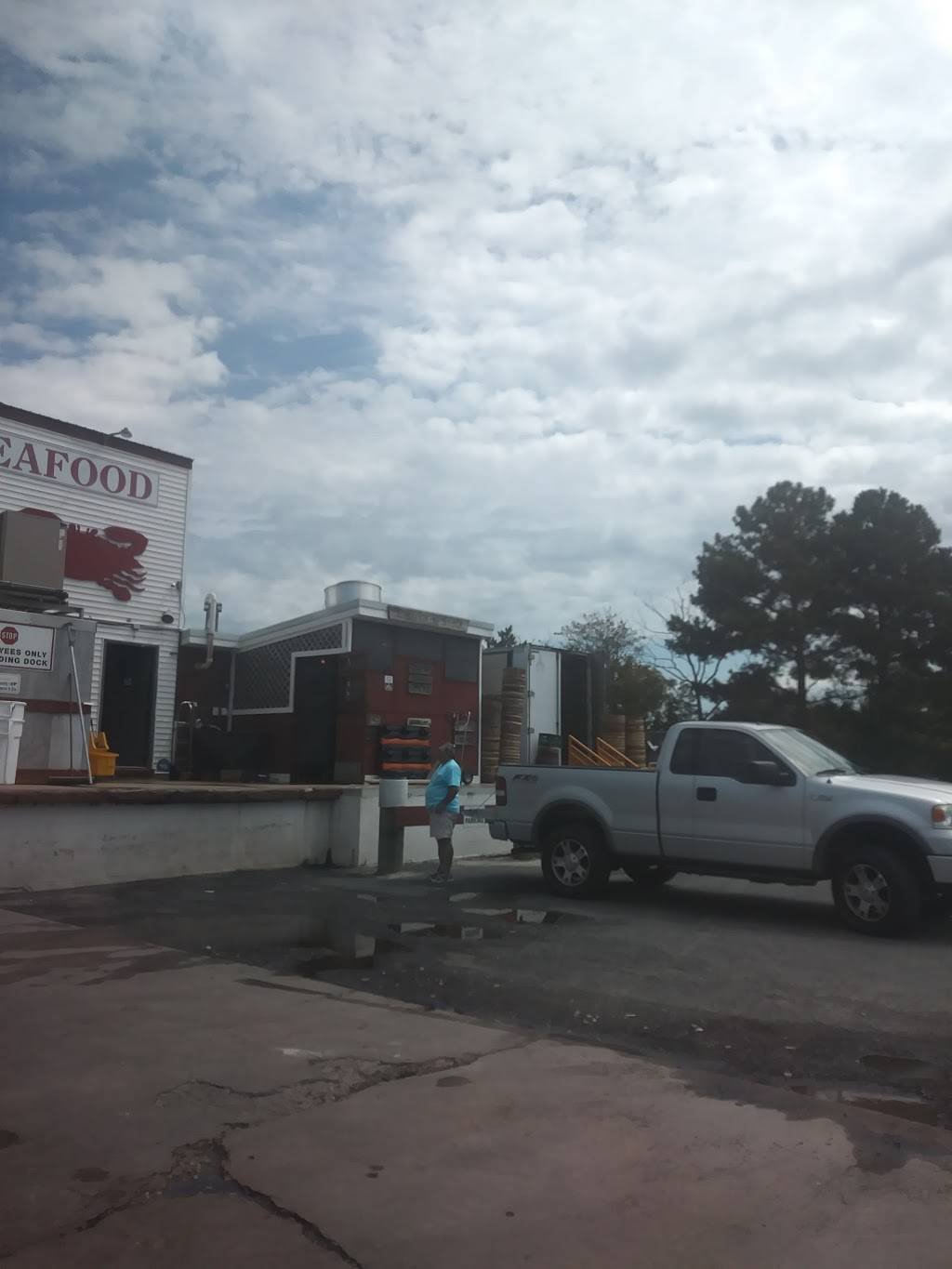 Lindys Seafood | restaurant | 1548 Taylors Island Rd, Woolford, MD 21677, USA | 4102285032 OR +1 410-228-5032