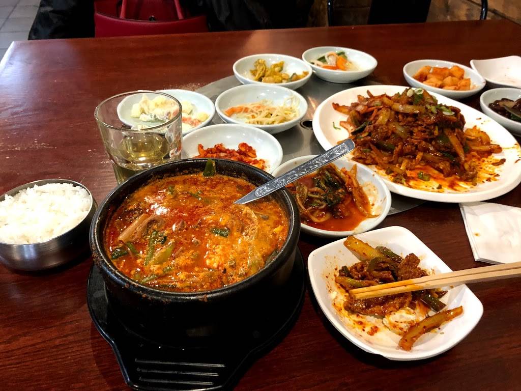 GooGongTan | restaurant | 40-09 149th Pl #1, Flushing, NY 11354, USA | 7183211738 OR +1 718-321-1738
