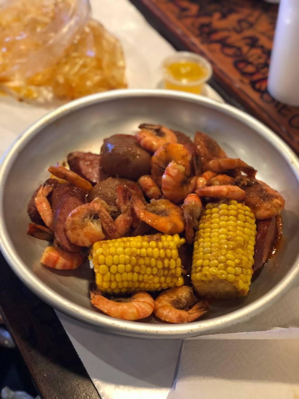 Boiling King Crab | restaurant | 2410 E Arkansas Ln #356, Arlington, TX 76014, USA | 8175489009 OR +1 817-548-9009