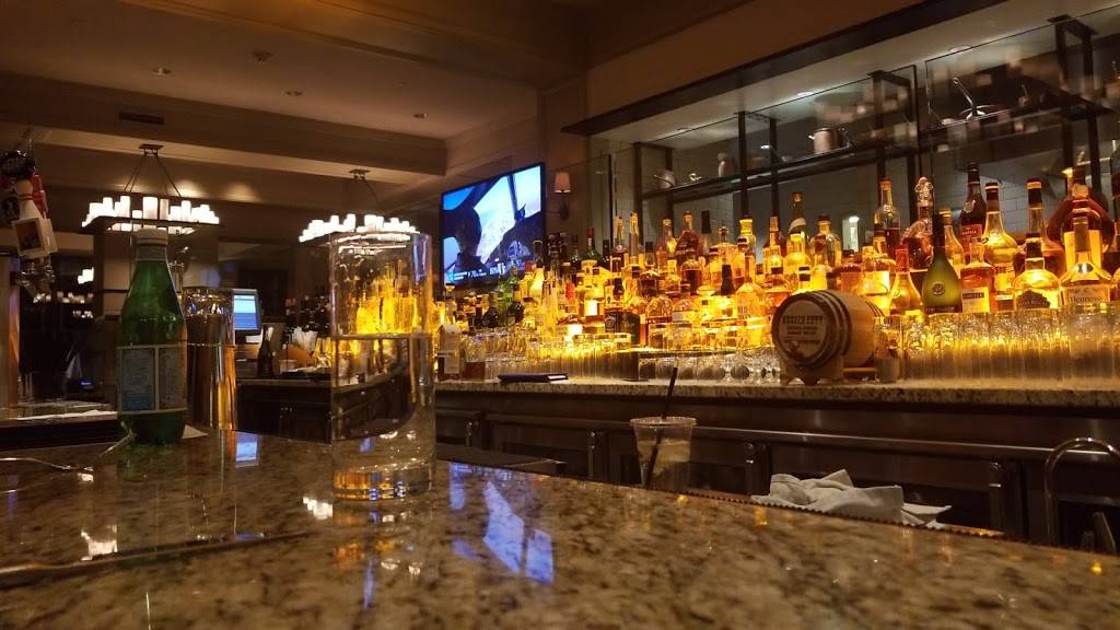 8100 Mountainside Bar & Grill | restaurant | 136 E Thomas Pl, Avon, CO 81620, USA | 9708276600 OR +1 970-827-6600