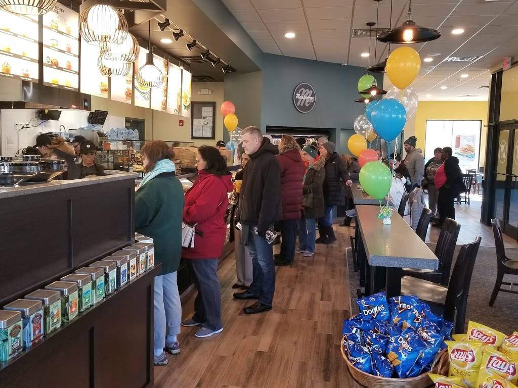 Manhattan Bagel | restaurant | 401 S Broad St, Lansdale, PA 19446, USA | 2156479990 OR +1 215-647-9990