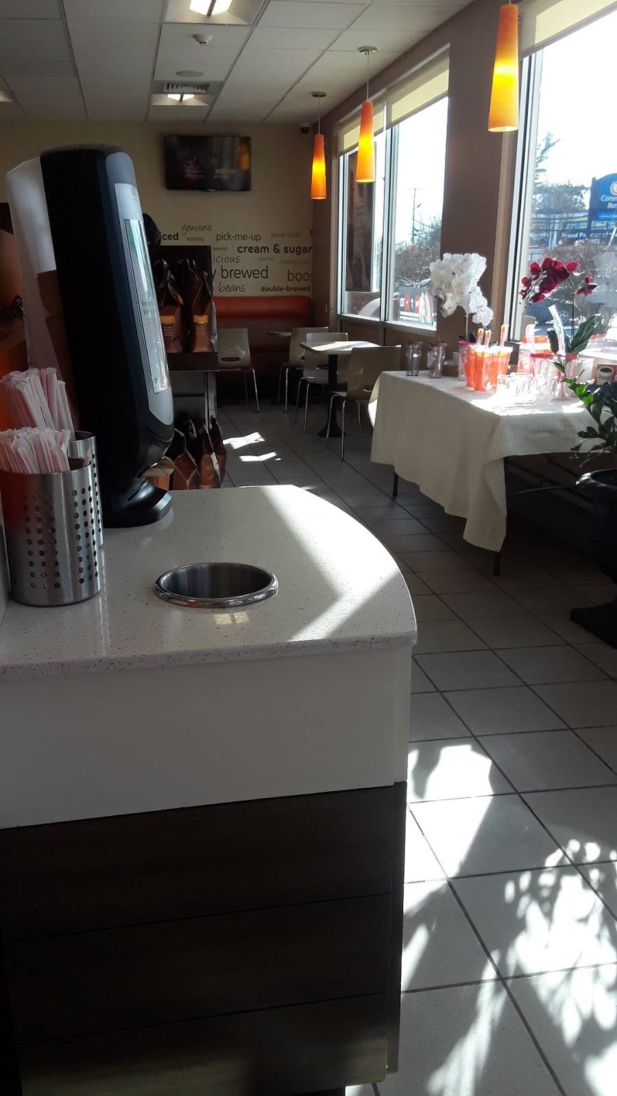 Dunkin | bakery | 312 Maple St, Marlborough, MA 01752, USA | 5084606281 OR +1 508-460-6281