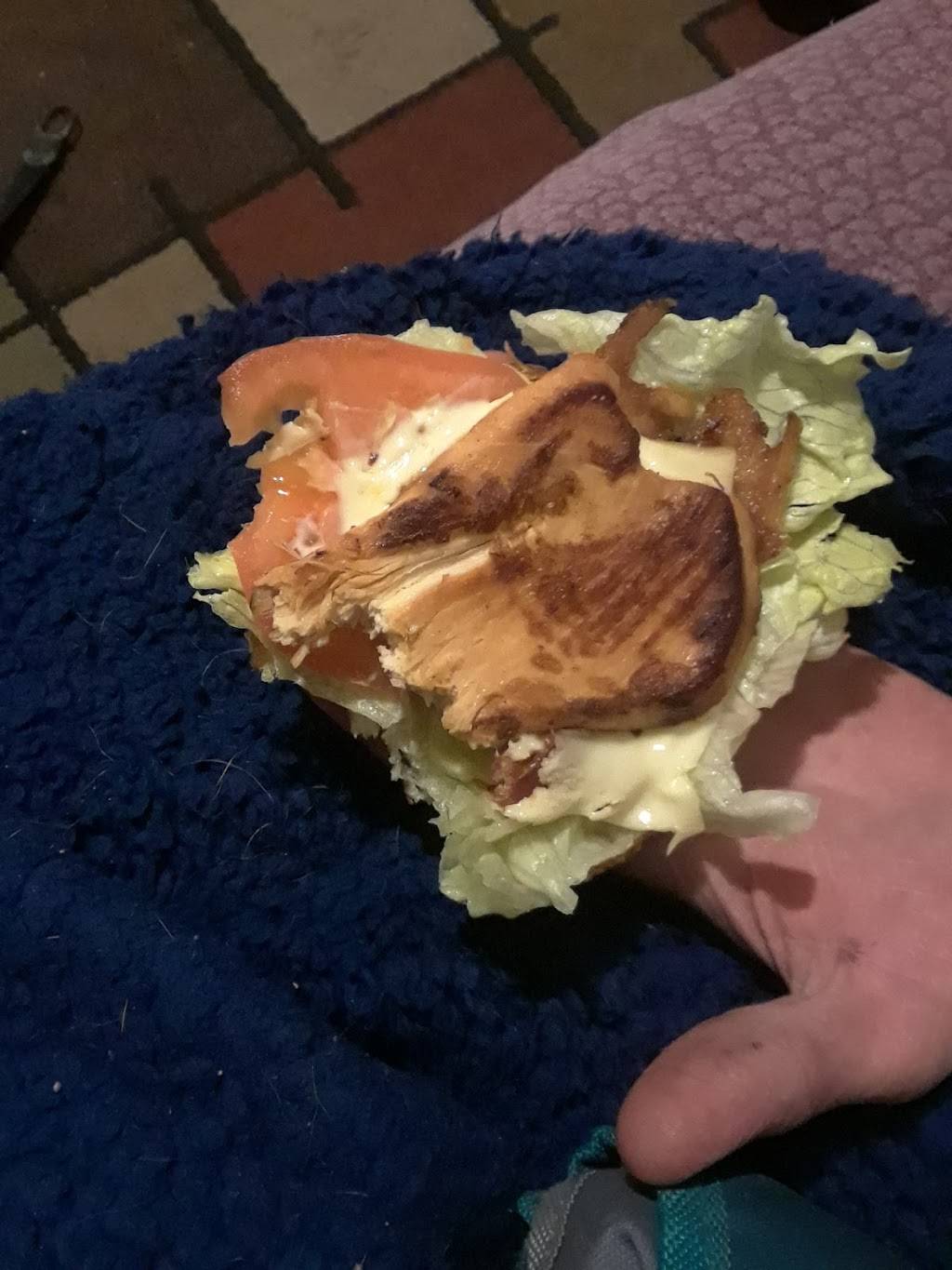 Jack in the Box | restaurant | 193 E 40th St, San Bernardino, CA 92404, USA | 9098836737 OR +1 909-883-6737