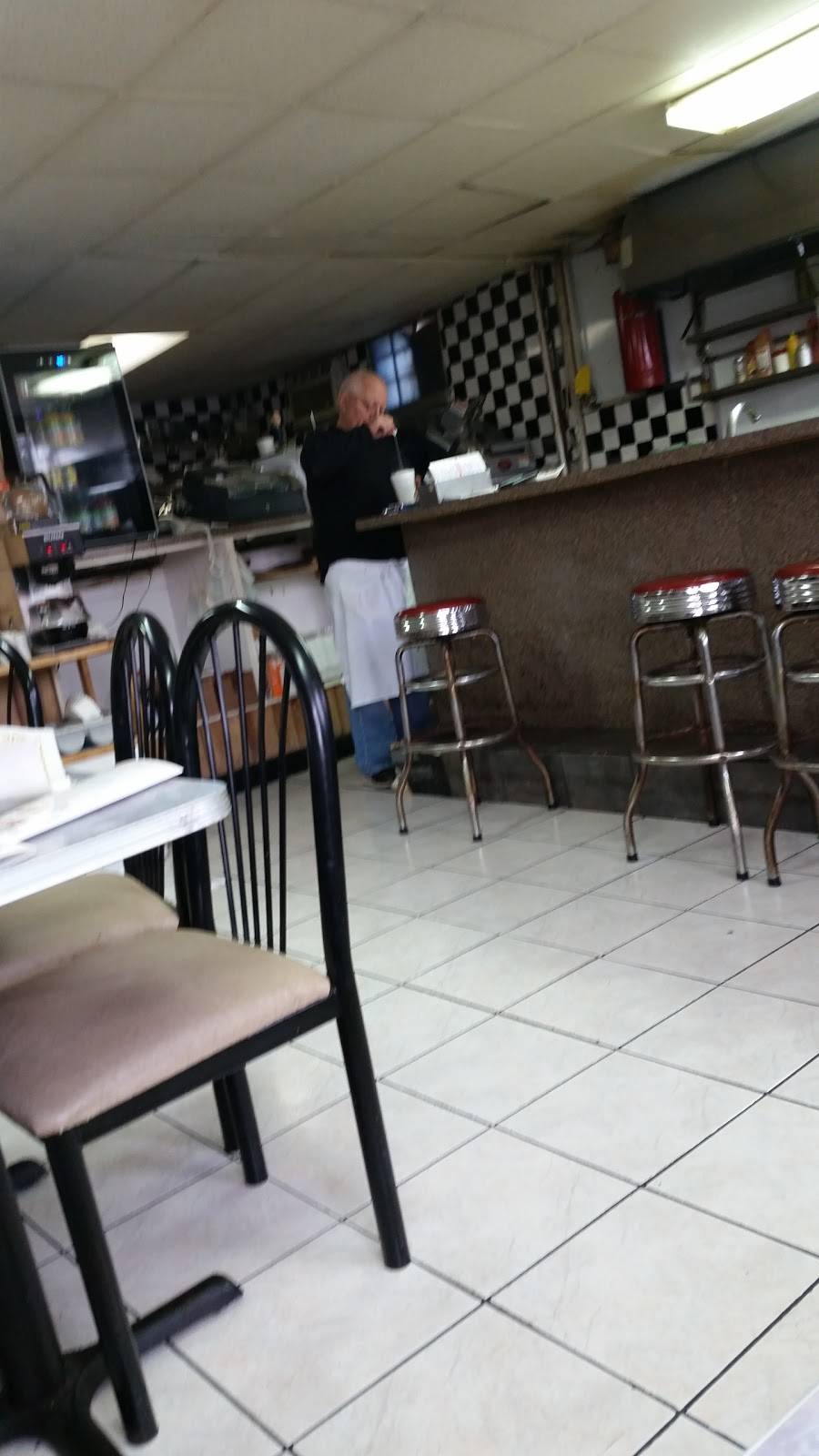 Jeans Luncheonette | restaurant | 2567 West Chester Pike, Broomall, PA 19008, USA | 6103561192 OR +1 610-356-1192