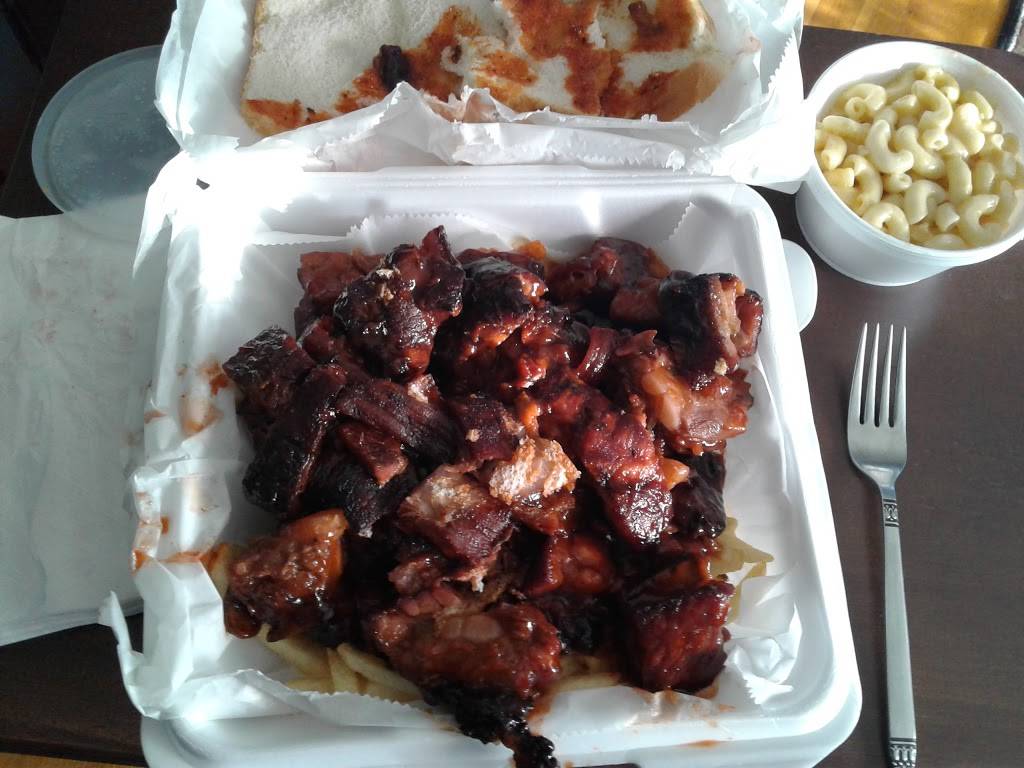 T & JJs Supreme Steaks & Catering Service | restaurant | 718 S 5th Ave, Maywood, IL 60153, USA | 7083381185 OR +1 708-338-1185