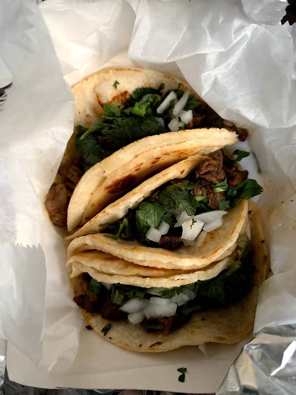 Taqueria Campeña | restaurant | 15 Commerce Dr Suite 100, Grayslake, IL 60030, USA | 8477528107 OR +1 847-752-8107